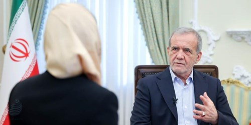 ایران را سرزمین دوم آذری‌ها می‌دانیم