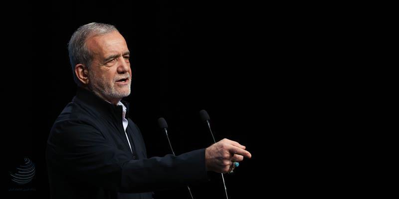 معلمان آینده‌سازان کشور هستند