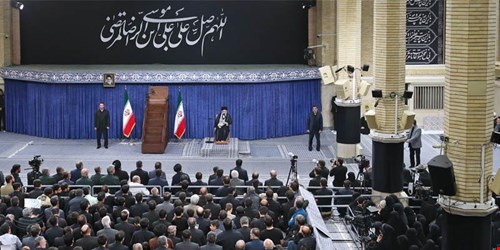 حضور و سخنرانی رهبر معظم انقلاب در مراسم عزاداری شهادت امام رضا علیه‌السلام