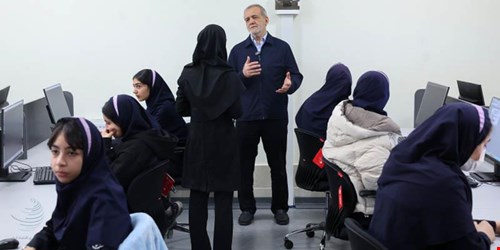 ورود هوش مصنوعی به نظام آموزشی همزمان با توسعه و تجهیز مدارس