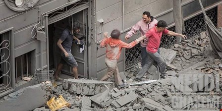 وقتی که عکاس به اتهام زشت صحنه‌آرایی در عکس‌های جنگ واکنش نشان داد