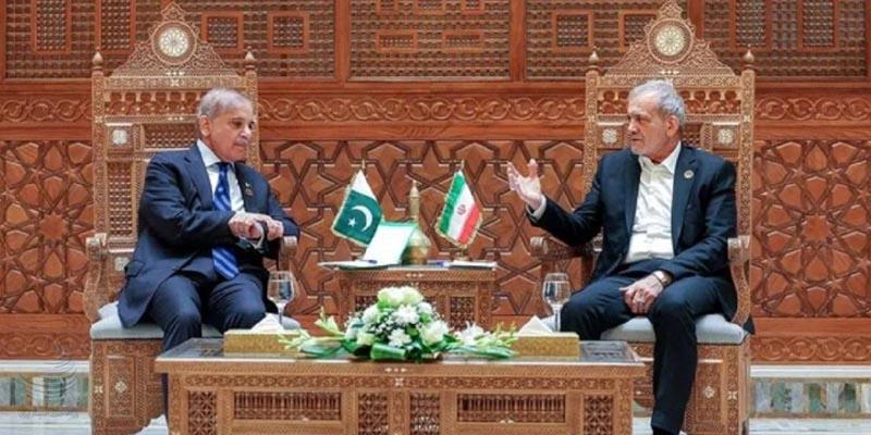ملت ایران در برابر فشارها و تهدیدها با اقتدار ایستادگی کرد ملت ایران در برابر فشارها و تهدیدها با اقتدار ایستادگی کرد