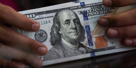 بانک‌های مرکزی در اندیشه کاهش ذخایر دلاری؛ اسکناس سبز از سکه می‌افتد