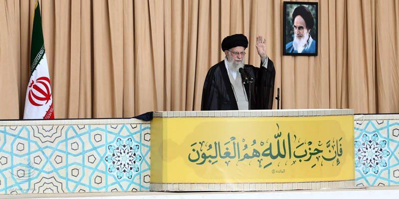 در انجام وظیفه نه تعلل می‌کنیم، نه شتابزده می‌شویم