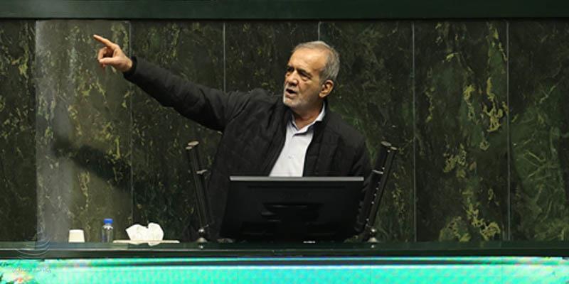 اگر با وحدت و وفاق عمل کنیم مشکل غیرقابل حلی در کشور وجود نخواهد داشت