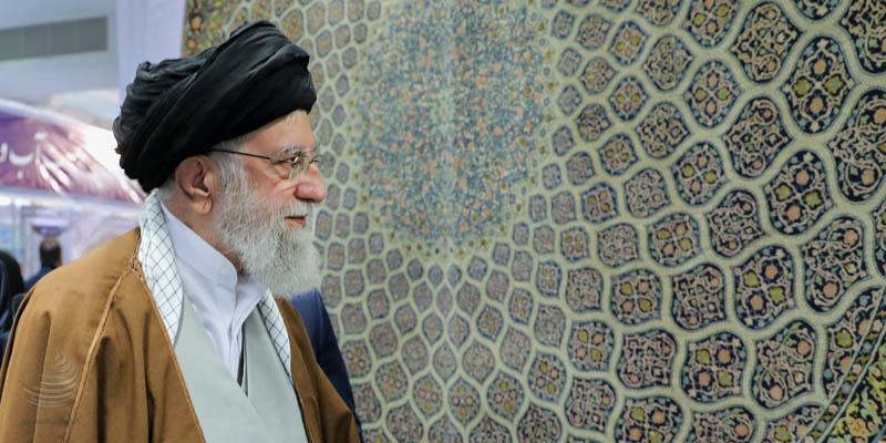 بازدید رهبر انقلاب از نمایشگاه دستاوردها و توانمندی‌های بخش خصوصی