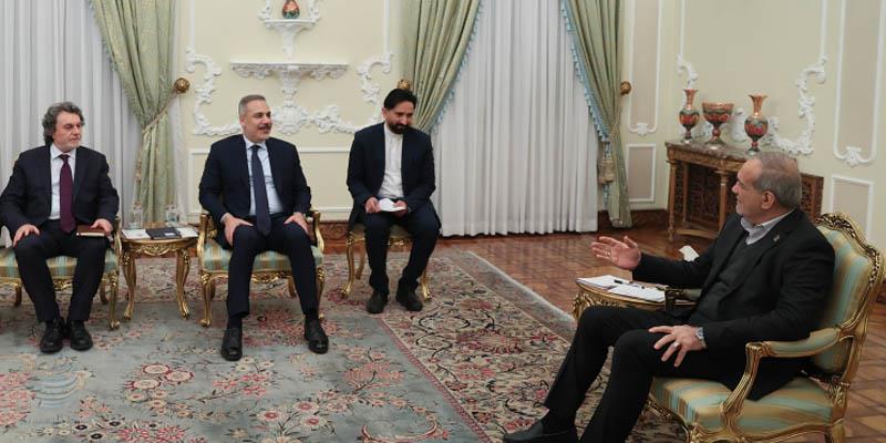 باور داریم از مرزهایی که تجارت، علم و فرهنگ عبور کند، هرگز تروریسم و اسلحه عبور نخواهد کرد