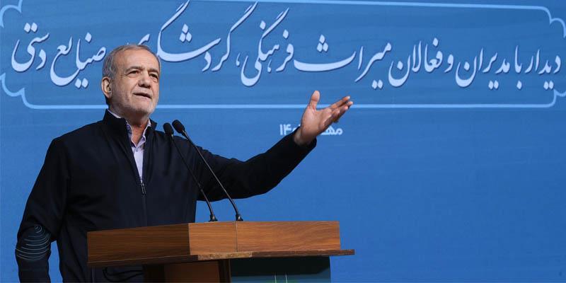 باید رشته ارتباط جامعه، جوانان و نخبگان با هویت درخشان کشور برقرار شود
