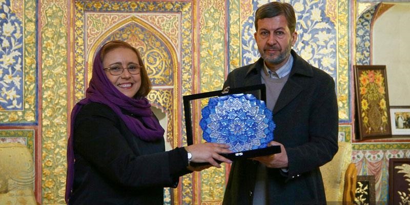 صنایع دستی اصفهان در رومانی