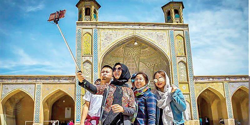 پرواز «آماری» توریست خارجی